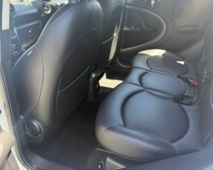 Белый Мини Кантримен, объемом двигателя 1.6 л и пробегом 81 тыс. км за 6500 $, фото 9 на Automoto.ua