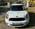 Белый Мини Кантримен, объемом двигателя 1.6 л и пробегом 86 тыс. км за 10000 $, фото 1 на Automoto.ua