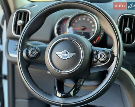 Белый Мини Кантримен, объемом двигателя 2 л и пробегом 65 тыс. км за 19200 $, фото 23 на Automoto.ua