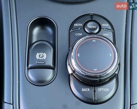 Белый Мини Кантримен, объемом двигателя 2 л и пробегом 65 тыс. км за 19200 $, фото 24 на Automoto.ua