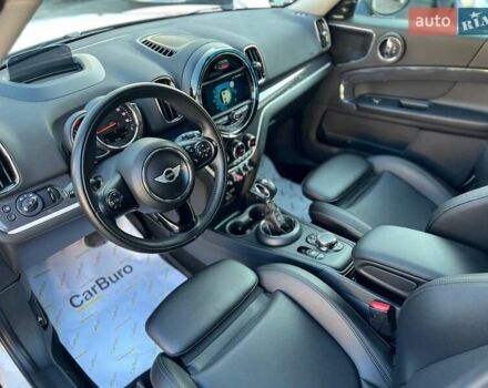 Белый Мини Кантримен, объемом двигателя 2 л и пробегом 65 тыс. км за 19200 $, фото 19 на Automoto.ua