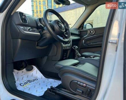 Белый Мини Кантримен, объемом двигателя 2 л и пробегом 65 тыс. км за 19200 $, фото 17 на Automoto.ua