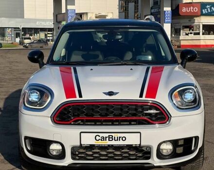 Белый Мини Кантримен, объемом двигателя 2 л и пробегом 65 тыс. км за 19200 $, фото 4 на Automoto.ua