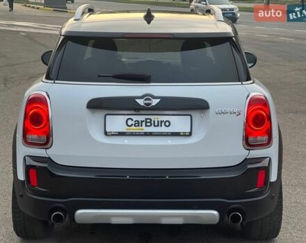 Белый Мини Кантримен, объемом двигателя 2 л и пробегом 92 тыс. км за 18500 $, фото 11 на Automoto.ua