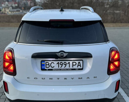 Белый Мини Кантримен, объемом двигателя 2 л и пробегом 159 тыс. км за 17000 $, фото 7 на Automoto.ua