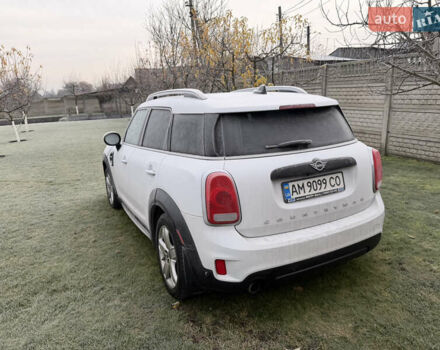 Белый Мини Кантримен, объемом двигателя 1.5 л и пробегом 60 тыс. км за 16500 $, фото 4 на Automoto.ua