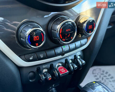 Белый Мини Кантримен, объемом двигателя 2 л и пробегом 170 тыс. км за 17999 $, фото 16 на Automoto.ua