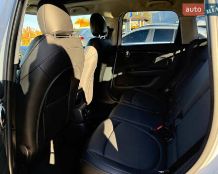 Белый Мини Кантримен, объемом двигателя 2 л и пробегом 170 тыс. км за 17999 $, фото 10 на Automoto.ua