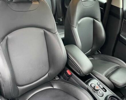 Білий Міні Кантрімен, об'ємом двигуна 2 л та пробігом 32 тис. км за 17900 $, фото 15 на Automoto.ua