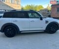 Белый Мини Кантримен, объемом двигателя 2 л и пробегом 88 тыс. км за 15400 $, фото 6 на Automoto.ua