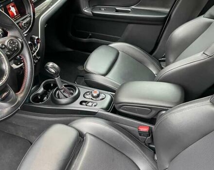 Білий Міні Кантрімен, об'ємом двигуна 2 л та пробігом 32 тис. км за 17900 $, фото 13 на Automoto.ua