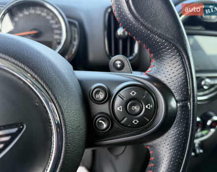 Белый Мини Кантримен, объемом двигателя 2 л и пробегом 171 тыс. км за 17500 $, фото 17 на Automoto.ua