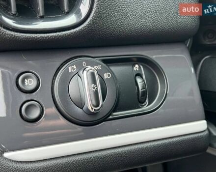 Білий Міні Кантрімен, об'ємом двигуна 2 л та пробігом 171 тис. км за 17500 $, фото 29 на Automoto.ua