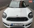 Білий Міні Кантрімен, об'ємом двигуна 2 л та пробігом 32 тис. км за 17900 $, фото 3 на Automoto.ua