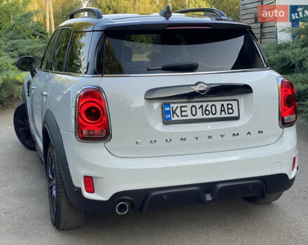 Білий Міні Кантрімен, об'ємом двигуна 2 л та пробігом 85 тис. км за 24500 $, фото 23 на Automoto.ua