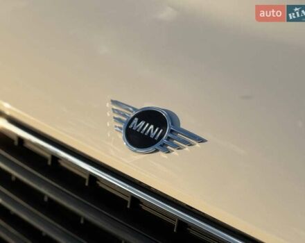 Білий Міні Кантрімен, об'ємом двигуна 1.5 л та пробігом 51 тис. км за 17500 $, фото 9 на Automoto.ua