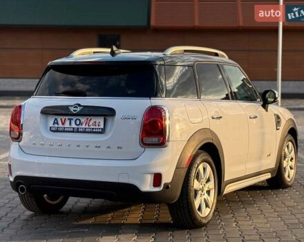 Білий Міні Кантрімен, об'ємом двигуна 1.5 л та пробігом 51 тис. км за 17500 $, фото 7 на Automoto.ua