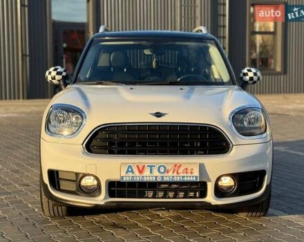 Білий Міні Кантрімен, об'ємом двигуна 1.5 л та пробігом 51 тис. км за 17500 $, фото 3 на Automoto.ua