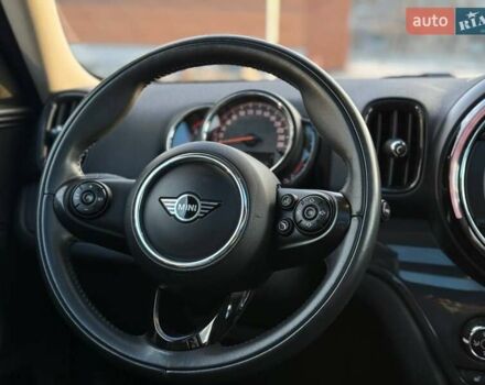 Білий Міні Кантрімен, об'ємом двигуна 1.5 л та пробігом 51 тис. км за 17500 $, фото 24 на Automoto.ua