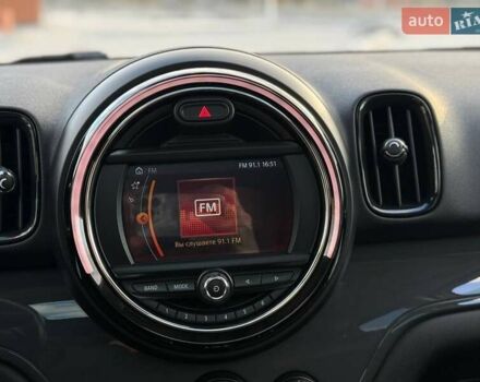 Білий Міні Кантрімен, об'ємом двигуна 1.5 л та пробігом 51 тис. км за 17500 $, фото 29 на Automoto.ua