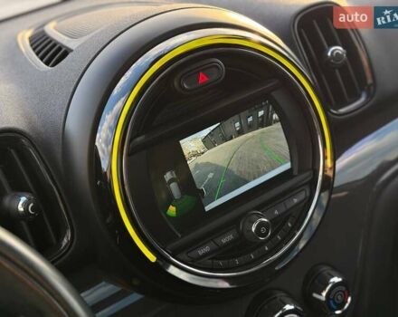 Білий Міні Кантрімен, об'ємом двигуна 1.5 л та пробігом 51 тис. км за 17500 $, фото 33 на Automoto.ua