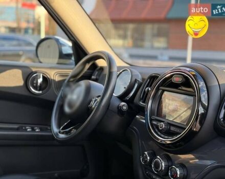 Білий Міні Кантрімен, об'ємом двигуна 1.5 л та пробігом 51 тис. км за 17500 $, фото 17 на Automoto.ua