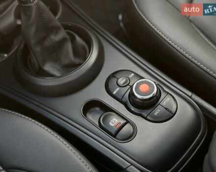 Білий Міні Кантрімен, об'ємом двигуна 1.5 л та пробігом 51 тис. км за 17500 $, фото 32 на Automoto.ua