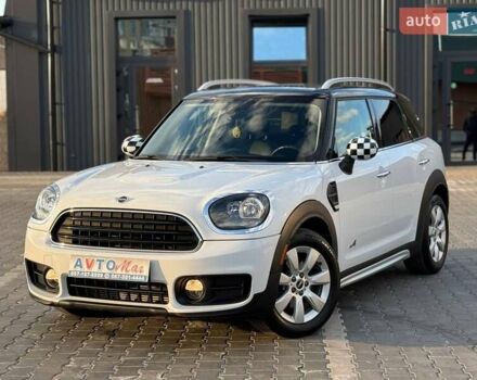 Білий Міні Кантрімен, об'ємом двигуна 1.5 л та пробігом 51 тис. км за 17500 $, фото 4 на Automoto.ua