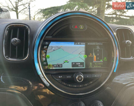 Білий Міні Кантрімен, об'ємом двигуна 2 л та пробігом 85 тис. км за 24500 $, фото 46 на Automoto.ua