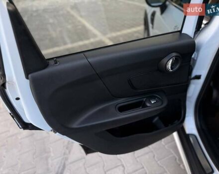 Білий Міні Кантрімен, об'ємом двигуна 1.5 л та пробігом 51 тис. км за 17500 $, фото 15 на Automoto.ua