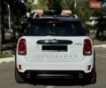 Білий Міні Кантрімен, об'ємом двигуна 2 л та пробігом 60 тис. км за 22500 $, фото 12 на Automoto.ua