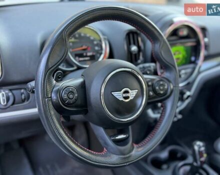 Білий Міні Кантрімен, об'ємом двигуна 2 л та пробігом 60 тис. км за 22500 $, фото 29 на Automoto.ua
