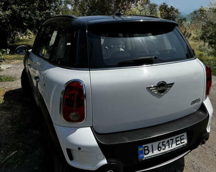 Белый Мини Кантримен, объемом двигателя 1.6 л и пробегом 160 тыс. км за 9900 $, фото 7 на Automoto.ua