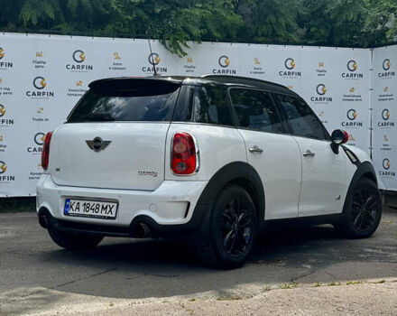 Білий Міні Кантрімен, об'ємом двигуна 1.6 л та пробігом 176 тис. км за 9999 $, фото 7 на Automoto.ua