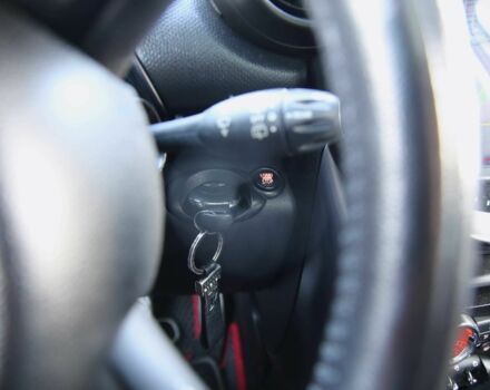 Білий Міні Кантрімен, об'ємом двигуна 1.6 л та пробігом 170 тис. км за 9900 $, фото 16 на Automoto.ua