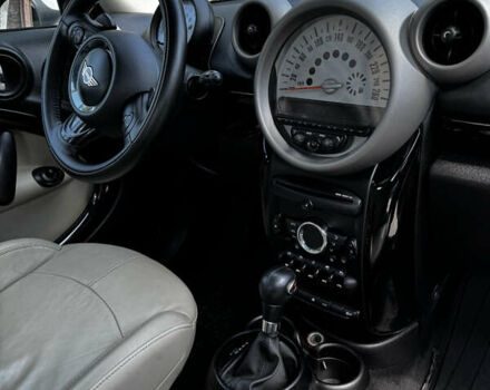 Белый Мини Кантримен, объемом двигателя 1.6 л и пробегом 160 тыс. км за 9900 $, фото 8 на Automoto.ua