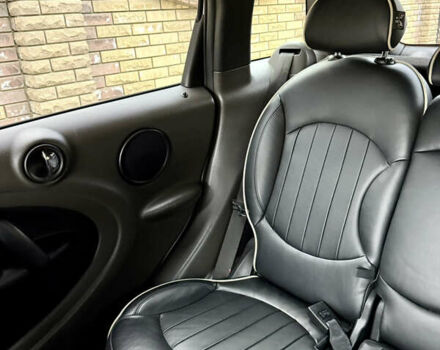 Белый Мини Кантримен, объемом двигателя 1.6 л и пробегом 242 тыс. км за 7850 $, фото 28 на Automoto.ua