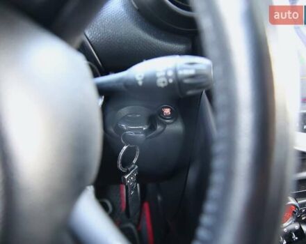 Белый Мини Кантримен, объемом двигателя 1.6 л и пробегом 170 тыс. км за 9900 $, фото 15 на Automoto.ua