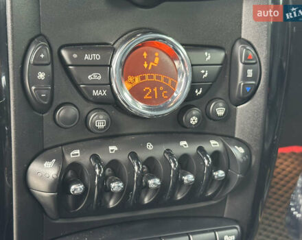 Белый Мини Кантримен, объемом двигателя 1.6 л и пробегом 77 тыс. км за 12800 $, фото 31 на Automoto.ua