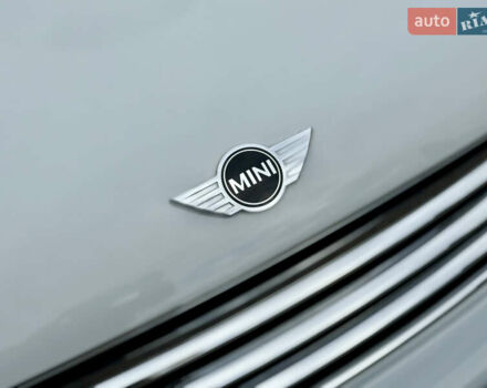 Белый Мини Кантримен, объемом двигателя 1.6 л и пробегом 242 тыс. км за 7850 $, фото 9 на Automoto.ua