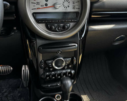 Белый Мини Кантримен, объемом двигателя 1.6 л и пробегом 160 тыс. км за 9900 $, фото 11 на Automoto.ua