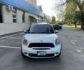 Белый Мини Кантримен, объемом двигателя 1.6 л и пробегом 187 тыс. км за 8415 $, фото 1 на Automoto.ua