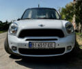 Белый Мини Кантримен, объемом двигателя 1.6 л и пробегом 160 тыс. км за 9900 $, фото 2 на Automoto.ua