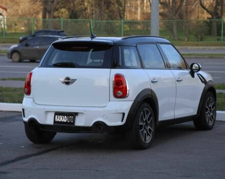 Білий Міні Кантрімен, об'ємом двигуна 1.6 л та пробігом 170 тис. км за 9900 $, фото 5 на Automoto.ua