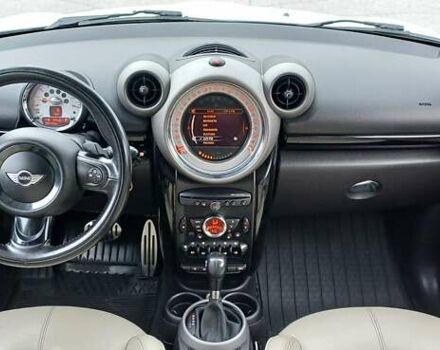 Белый Мини Кантримен, объемом двигателя 1.6 л и пробегом 209 тыс. км за 10400 $, фото 16 на Automoto.ua