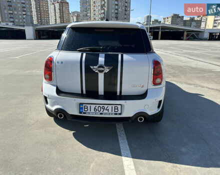 Белый Мини Кантримен, объемом двигателя 1.6 л и пробегом 120 тыс. км за 10999 $, фото 4 на Automoto.ua