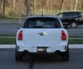 Білий Міні Кантрімен, об'ємом двигуна 1.6 л та пробігом 170 тис. км за 9900 $, фото 4 на Automoto.ua