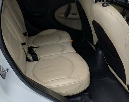 Белый Мини Кантримен, объемом двигателя 1.6 л и пробегом 209 тыс. км за 10400 $, фото 13 на Automoto.ua