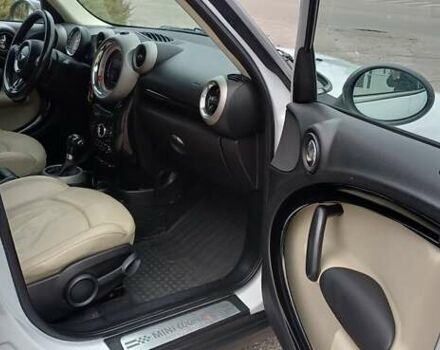 Белый Мини Кантримен, объемом двигателя 1.6 л и пробегом 209 тыс. км за 10400 $, фото 14 на Automoto.ua