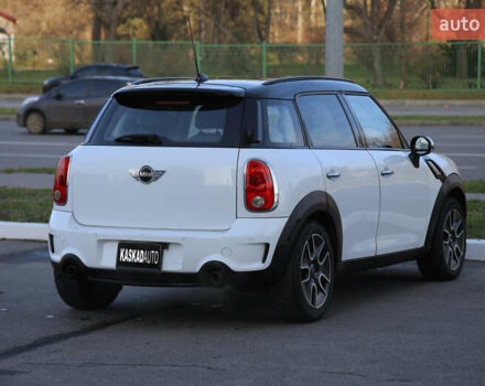 Белый Мини Кантримен, объемом двигателя 1.6 л и пробегом 170 тыс. км за 9900 $, фото 5 на Automoto.ua